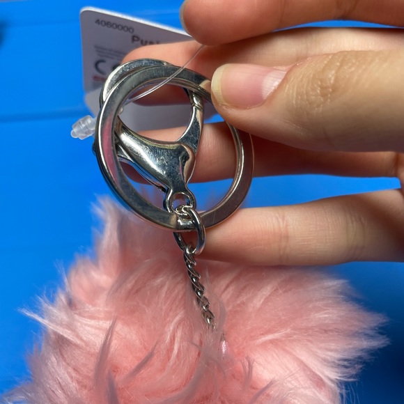 Pusheen Pink Fluff Ball Keychain and Clip - Picture 3 of 4